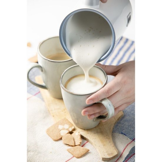 Pjenilica za mlijeko DOMO DO731MF, 240 ml, bijela